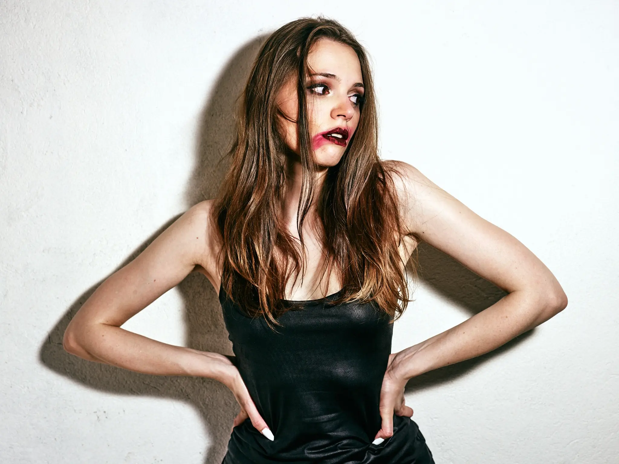 Matteo Franchi Foto - Unpublished, a studio portrait of Jessica with harsh light and edgy mood