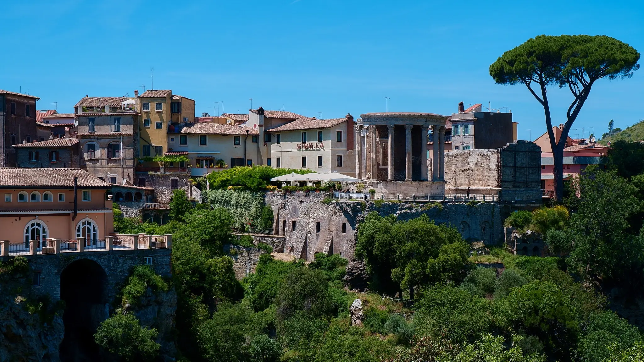 Villa Gregoriana: A Poem of Water, Ruins & Time