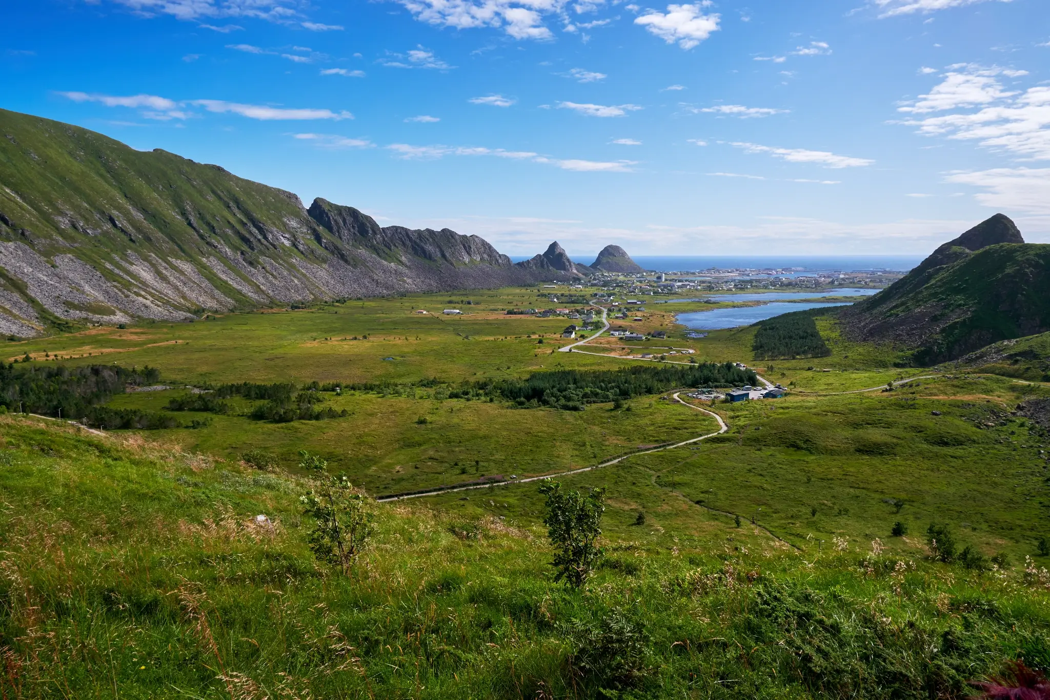 Matteo Franchi Foto - My Travel Diary Chronicles, distant villages during a hike on Lofoten islands