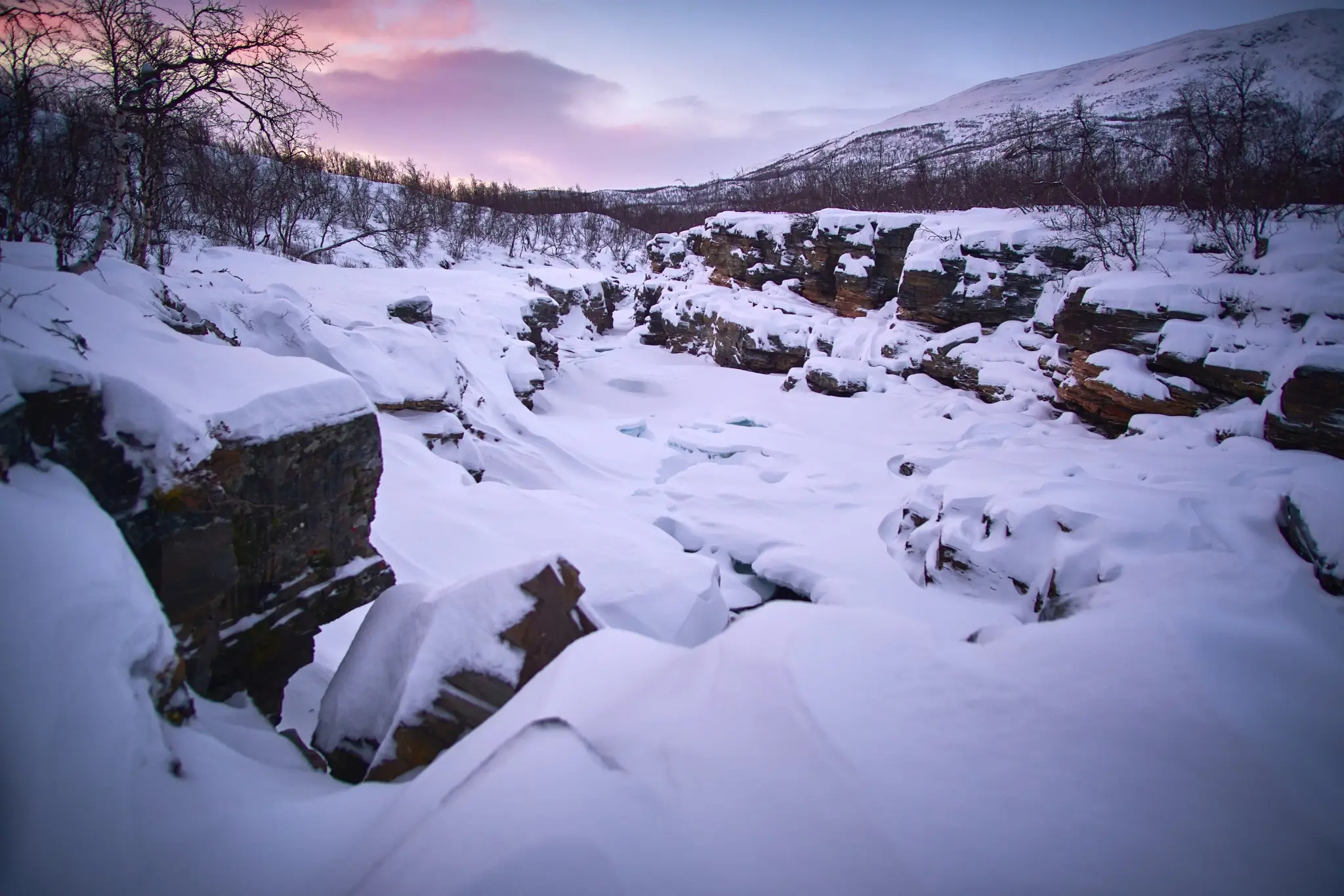 Chasing the Northern Lights Through Sweden’s Arctic Wilds