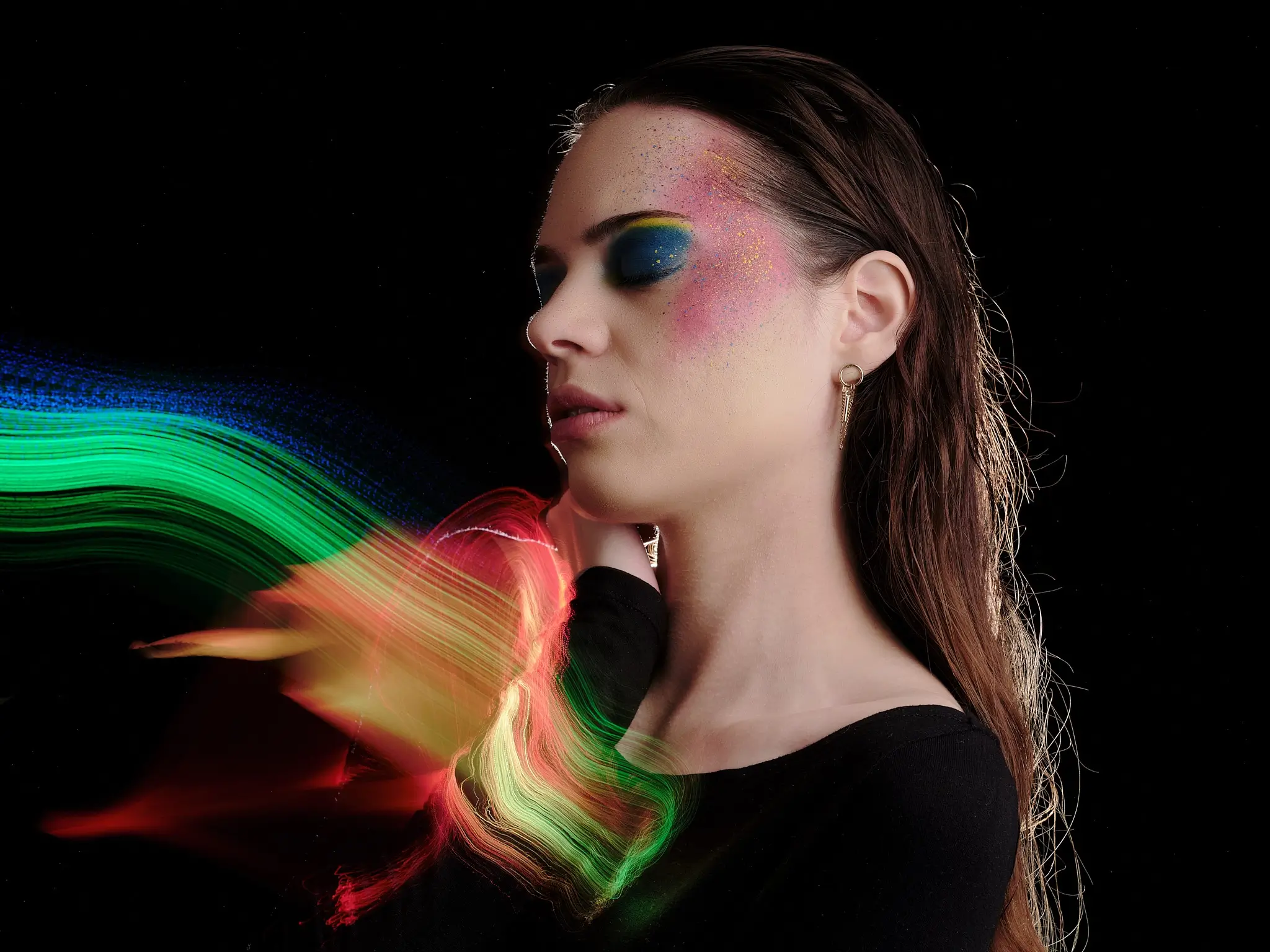 Creative portrait with optical fiber light painting and artistic makeup by Michela